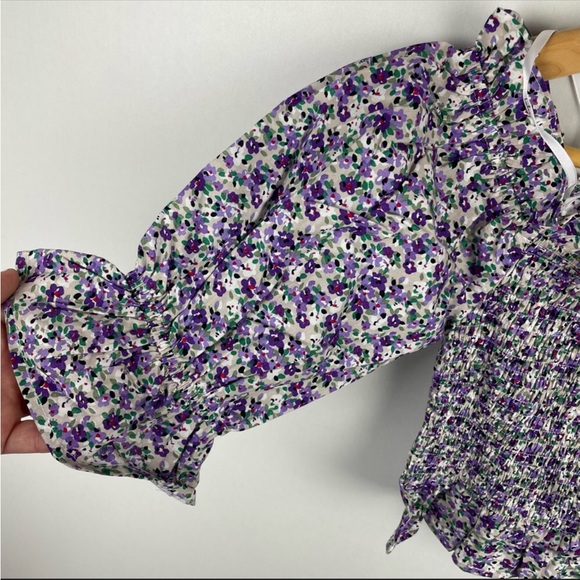Lulu’s Floral Smocked Top Puffed Sleeve Size Small - Picture 8 of 8